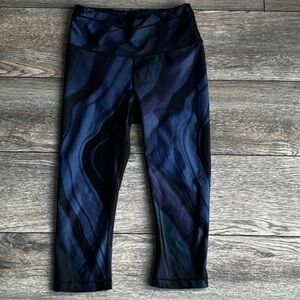 Athleta Accelerate Geode Cropped Crop Pants Leggings Black Blue  Sz XS #566842